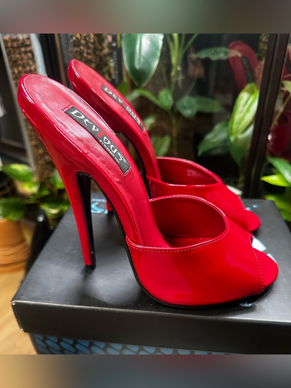 Pleaser USA Devious Red Heels